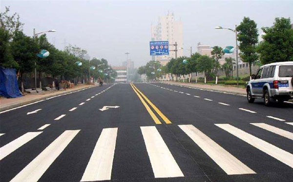 曲松标线涂料在曲松环氧地坪项目中的选择与应用